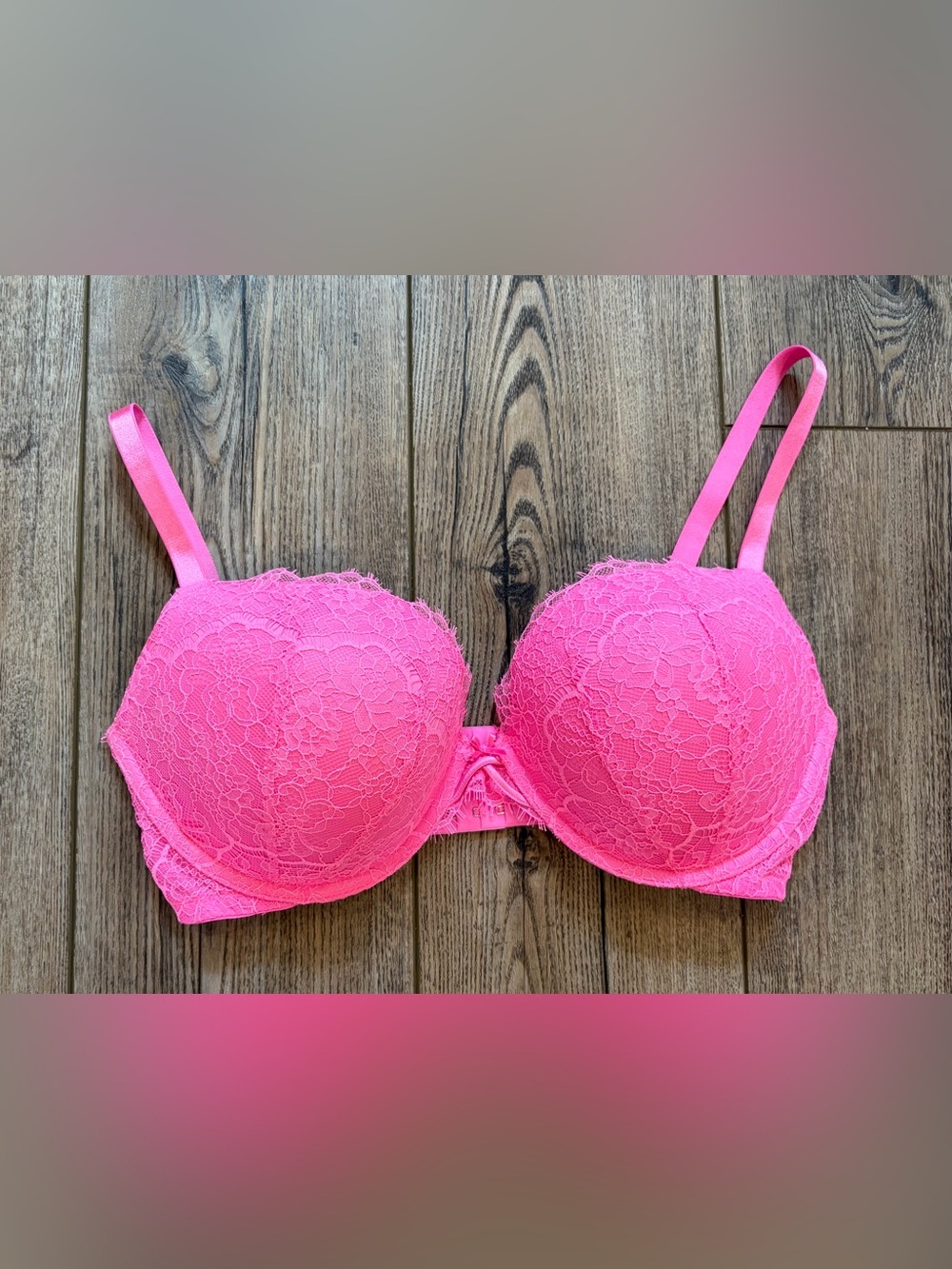Victoria’s Secret Dream Angels Push Up Lace Bra Pink 38D Underwire